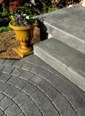 Stamped Concrete Showcase - Slate Cobblestone Circle